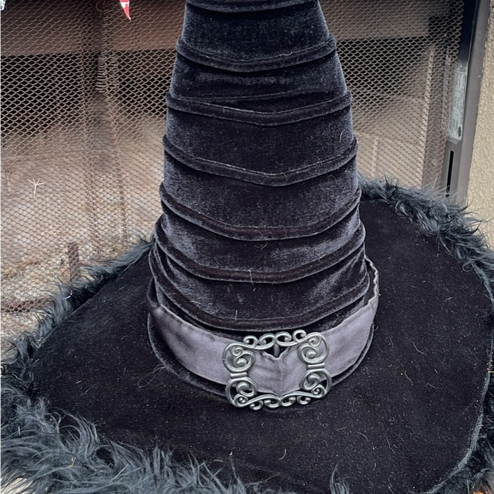 Black Witch Hat